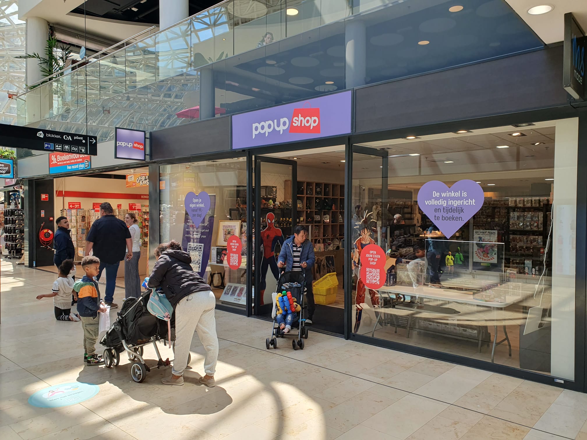 Pop-up shop city plaza